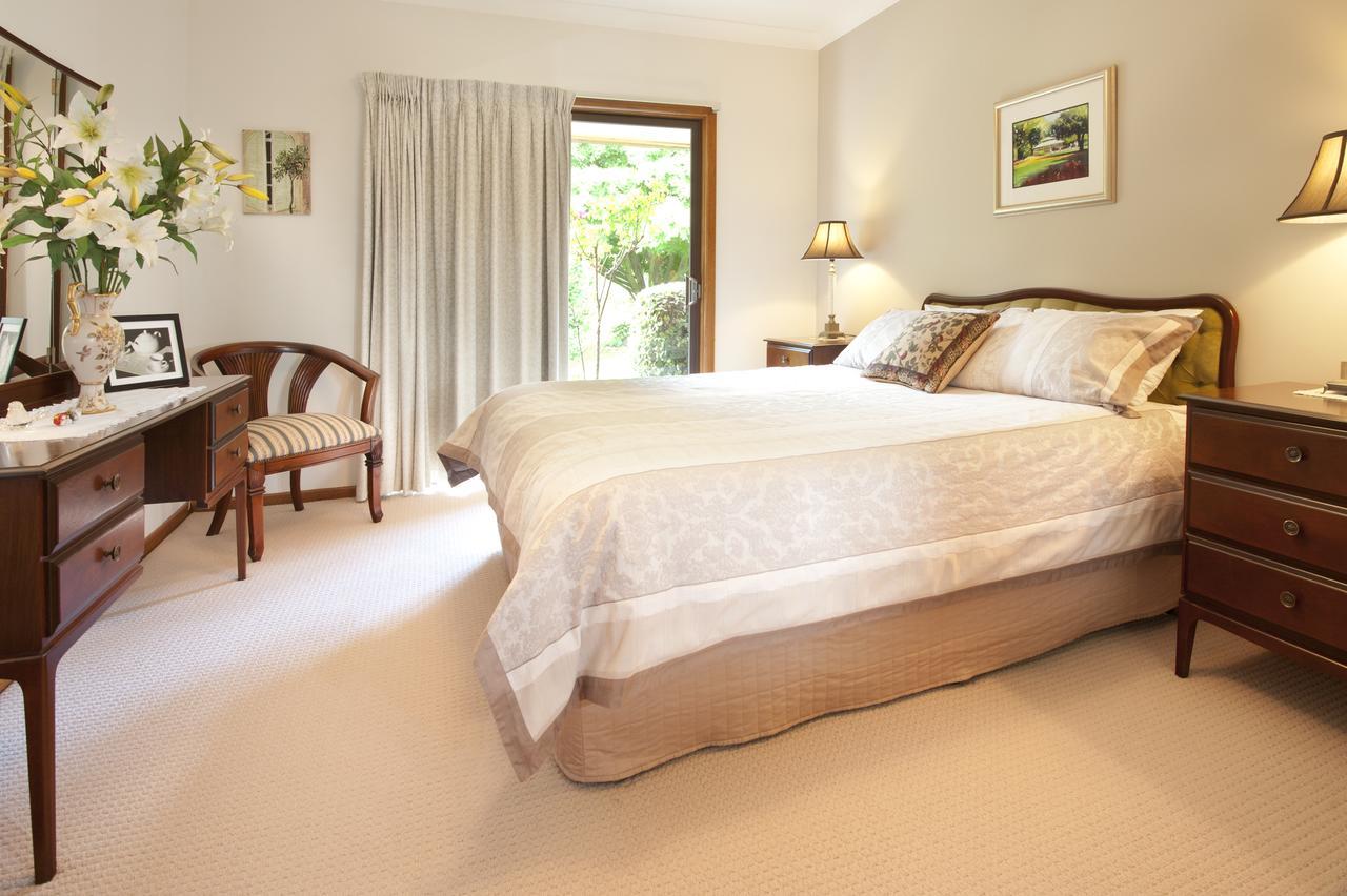 Clifton Gardens Bed & Breakfast - Orange Exterior photo